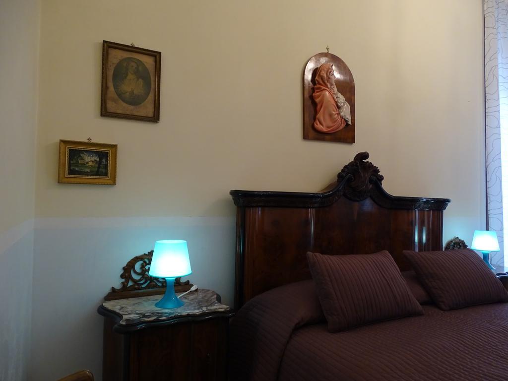 ساليرنو B&B Centrale الغرفة الصورة
